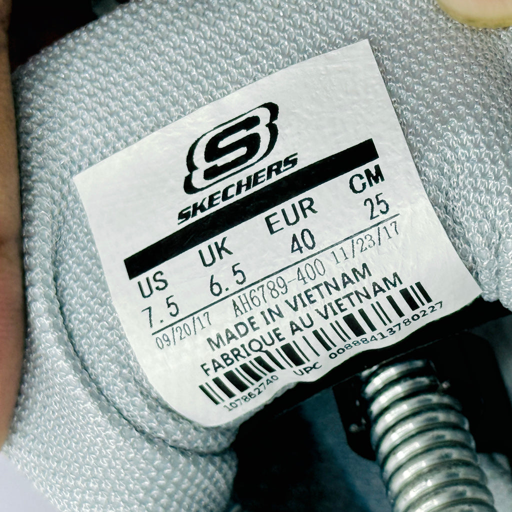Model Code: 534 – Running Sneaker