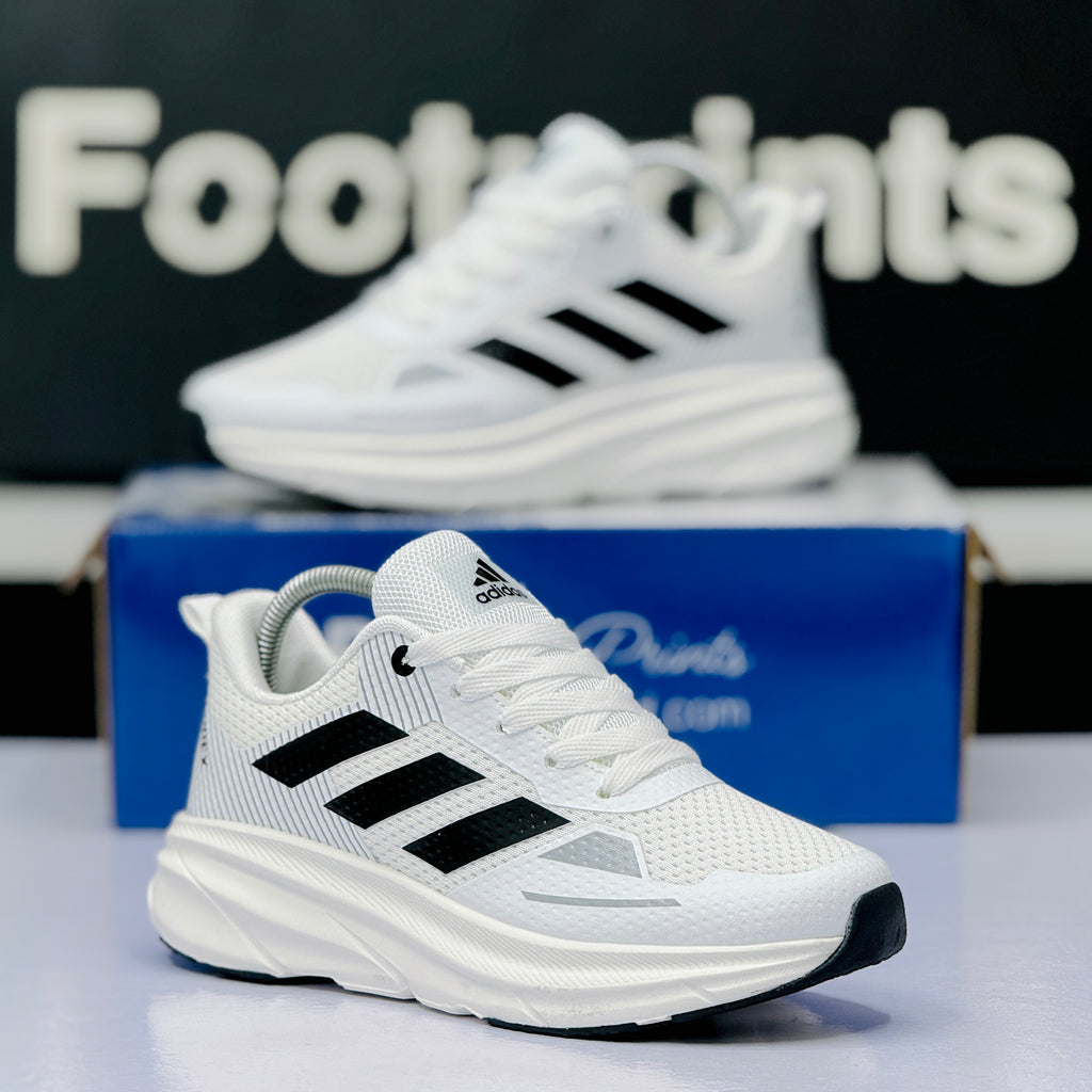 Model Code: 535 – Running Sneaker