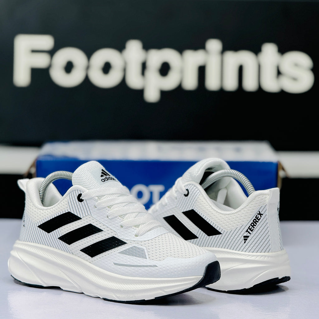Model Code: 535 – Running Sneaker
