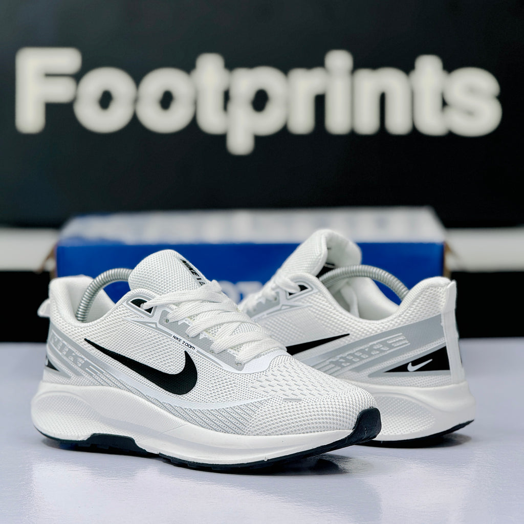 Model Code: 536 – Running Sneaker