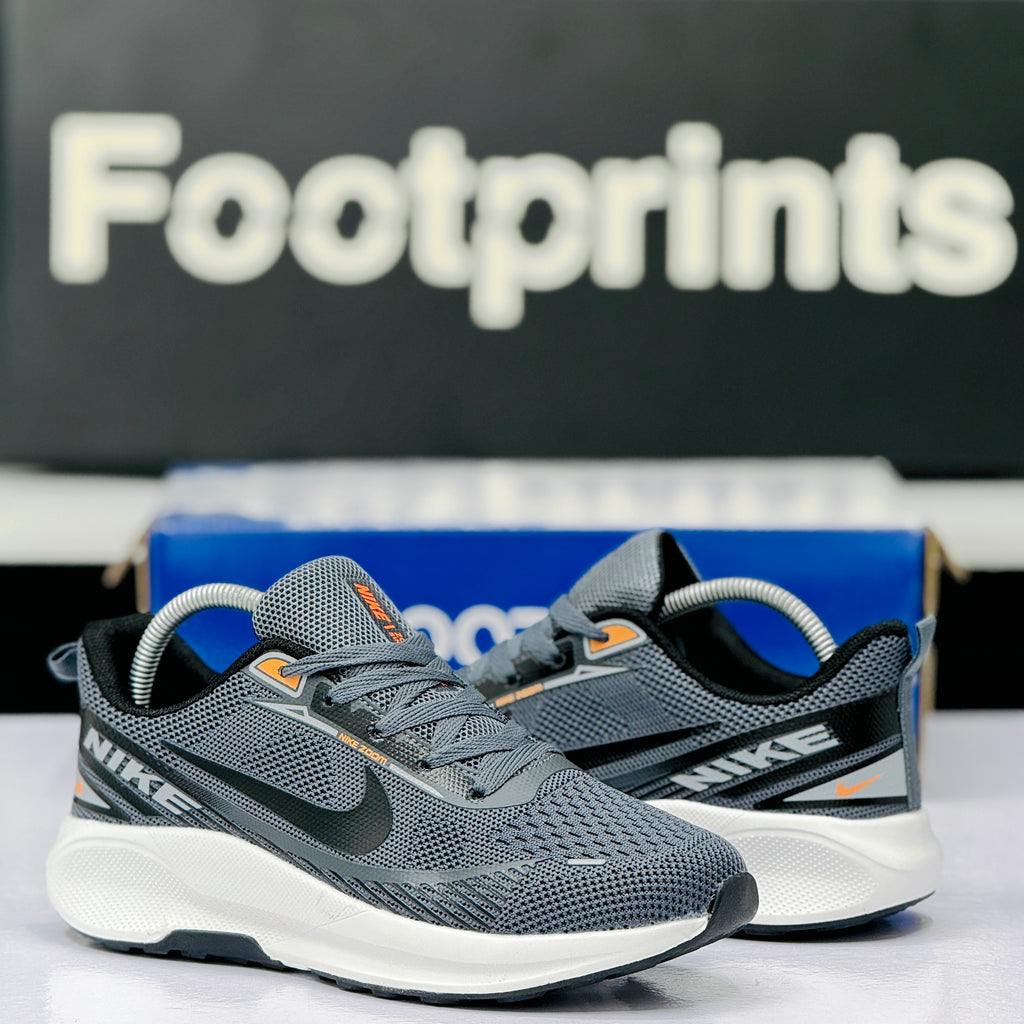 Model Code: 537 – Running Sneaker