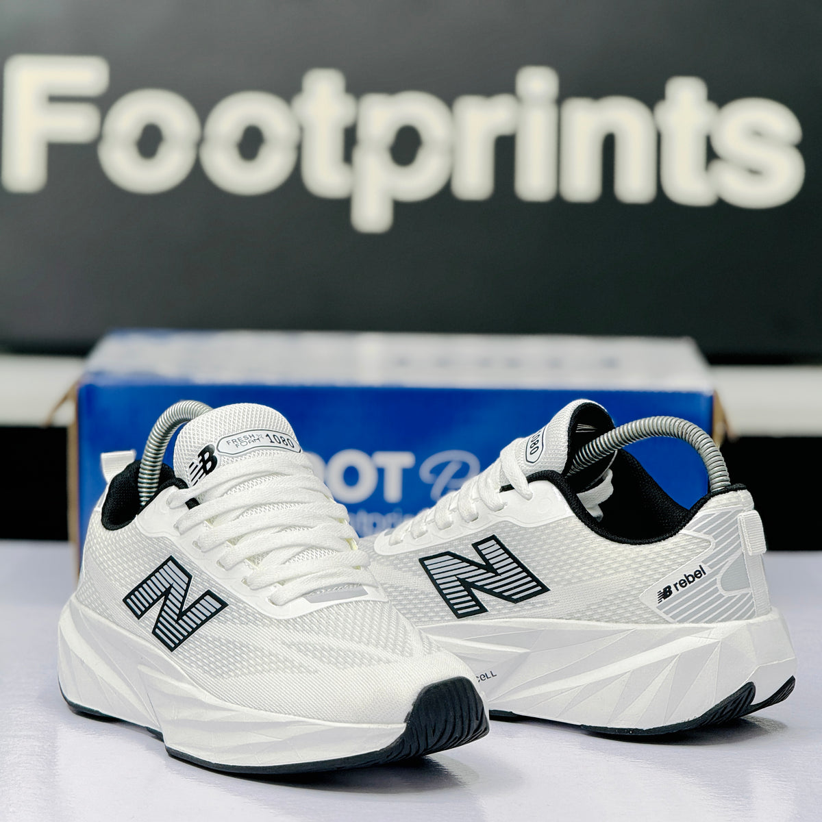 Model Code: 544 – Running Sneaker