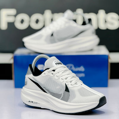 Model Code: 547 – Running Sneaker