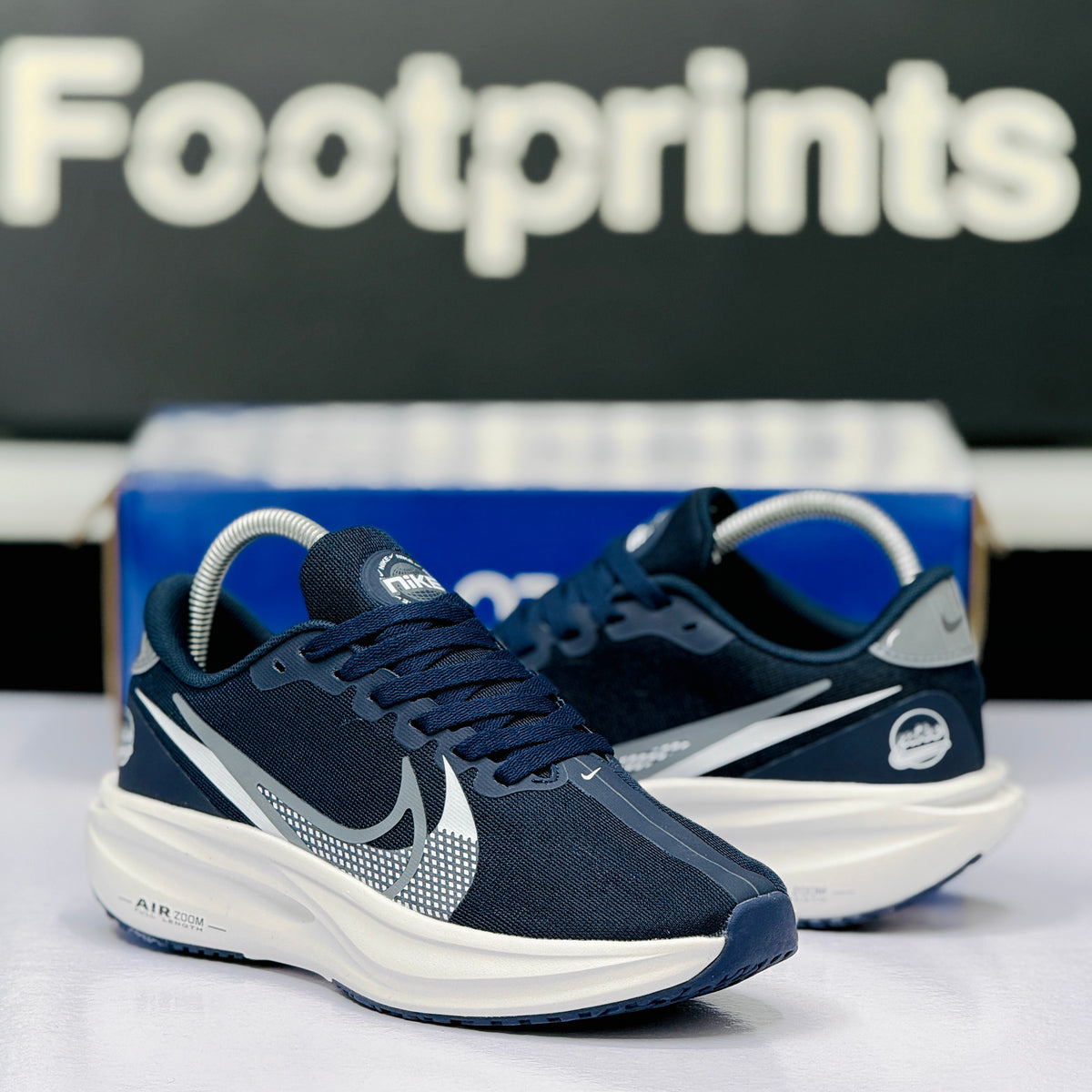 Model Code: 549 – Running Sneaker