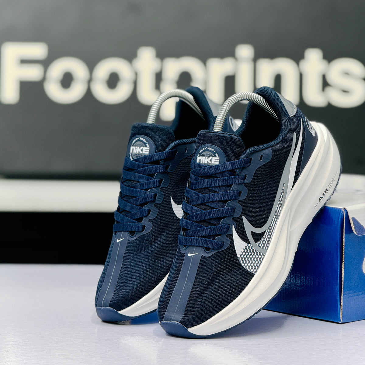 Model Code: 549 – Running Sneaker
