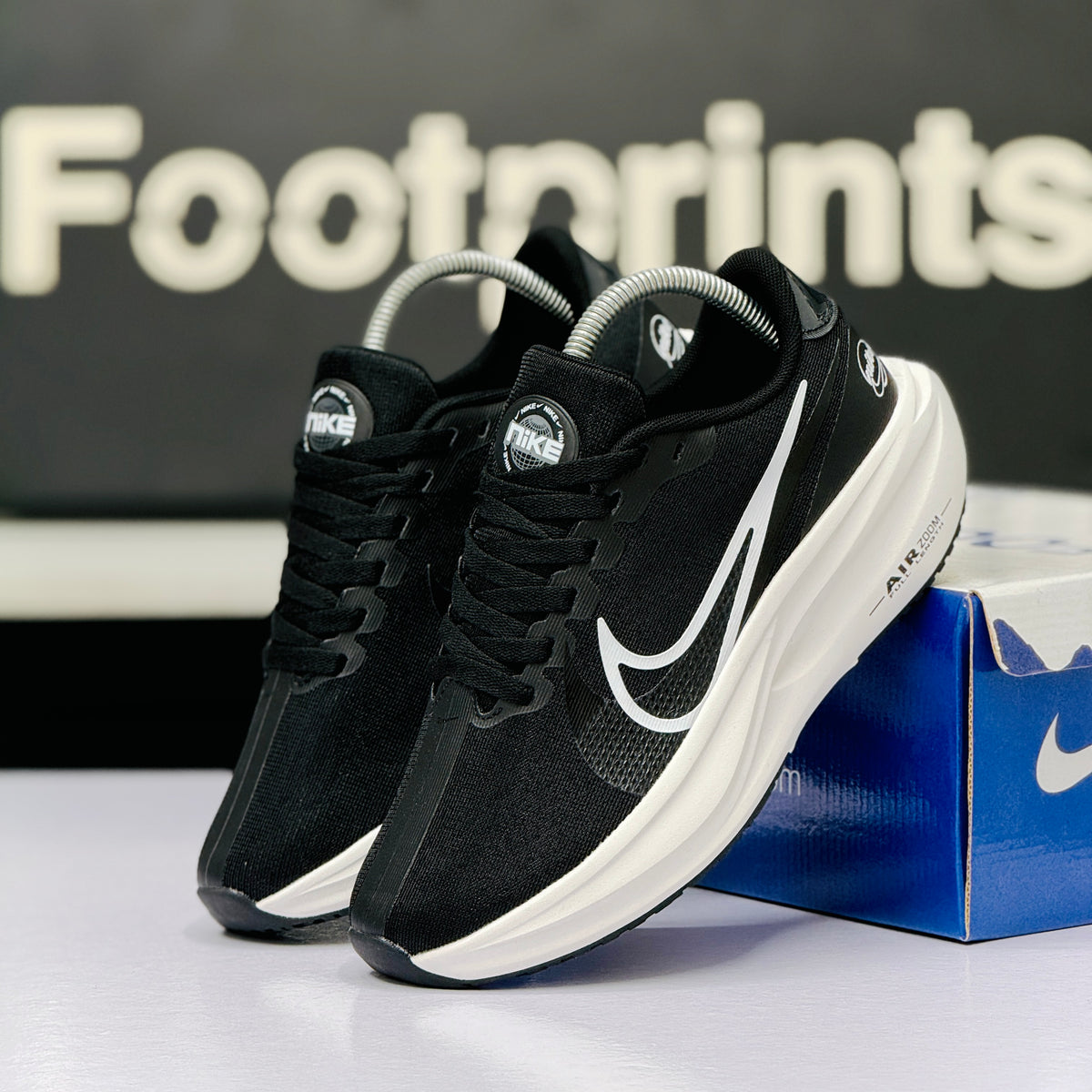 Model Code: 550 – Running Sneaker