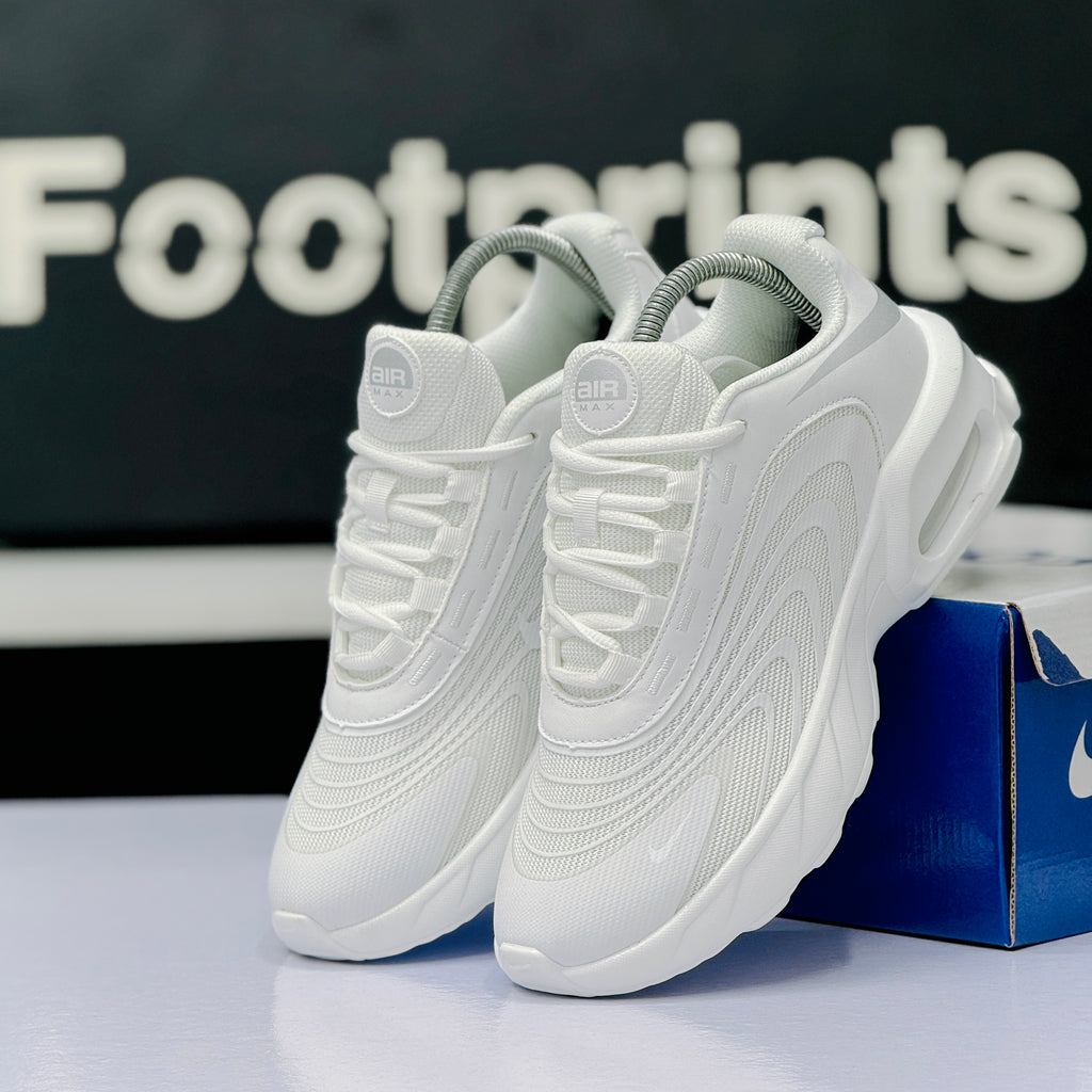 Model Code: 551 – Running Sneaker