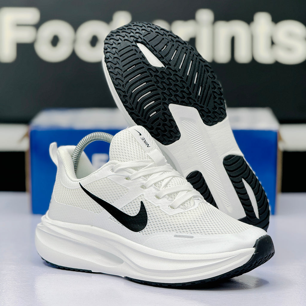 Model Code: 554 – Running Sneaker