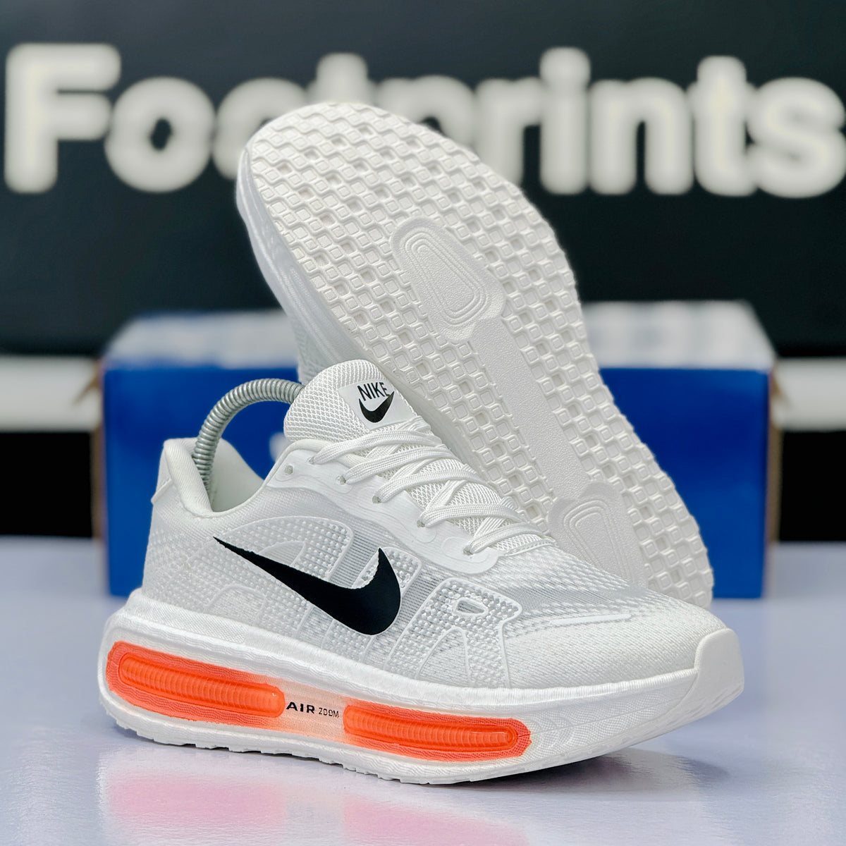 Model Code: 557 – Running Sneaker