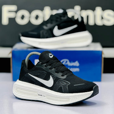 Model Code: 558 – Running Sneaker
