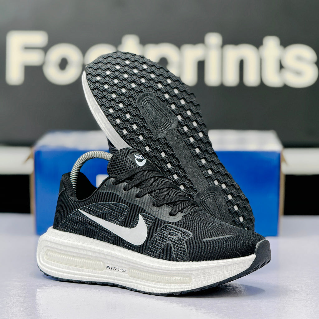 Model Code: 558 – Running Sneaker