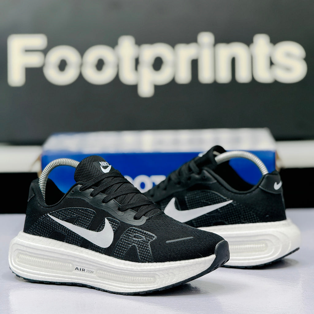 Model Code: 558 – Running Sneaker
