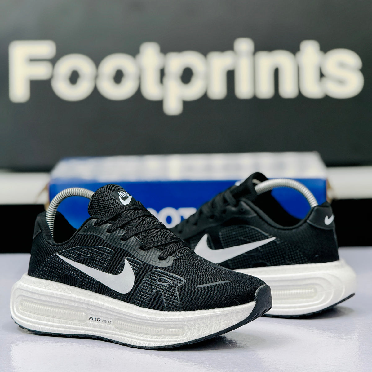 Model Code: 558 – Running Sneaker