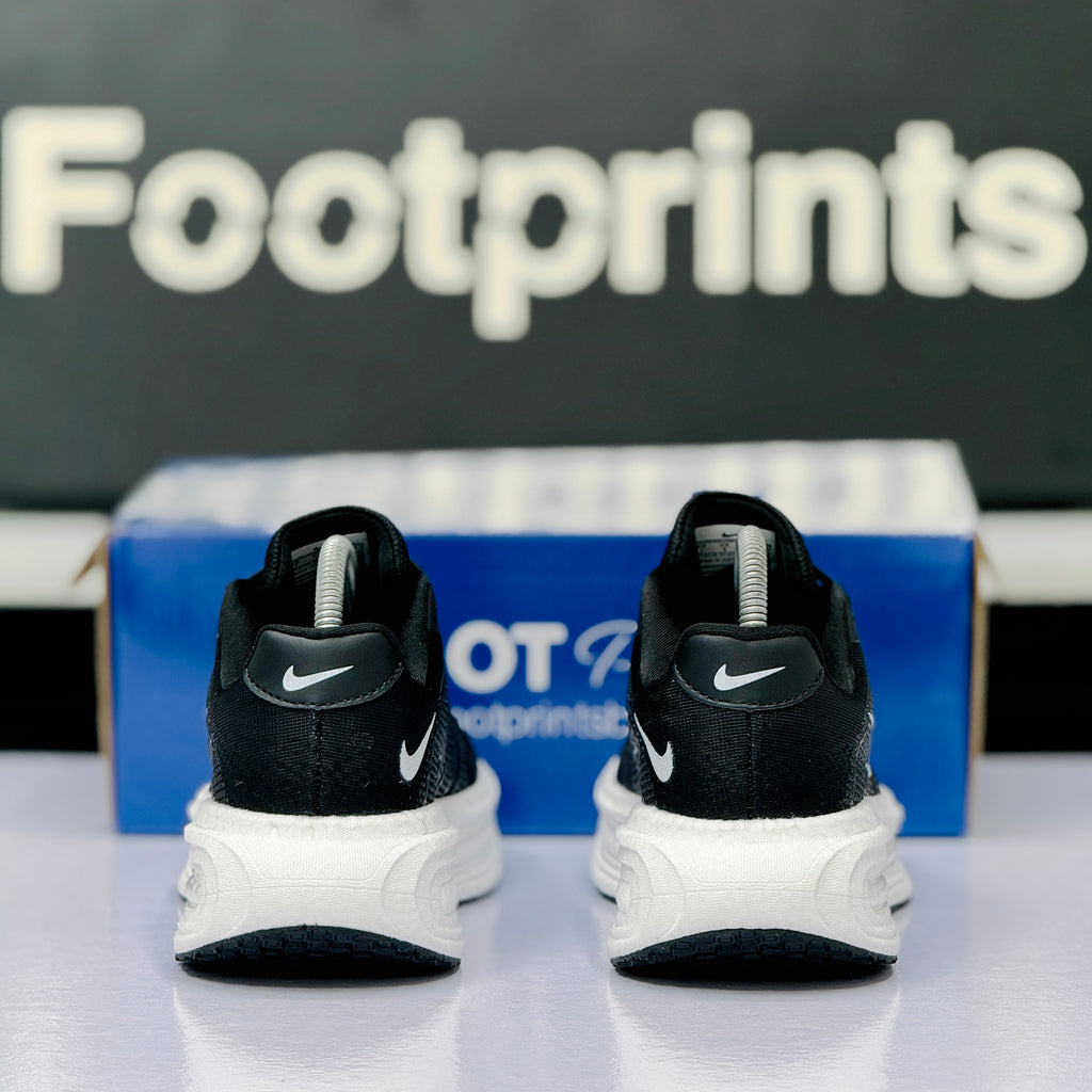 Model Code: 558 – Running Sneaker