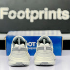 Model Code: 559 – Running Sneaker