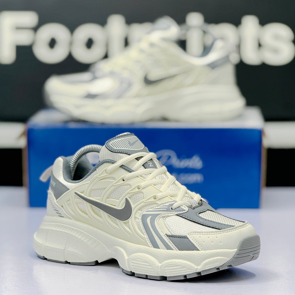 Model Code: 559 – Running Sneaker