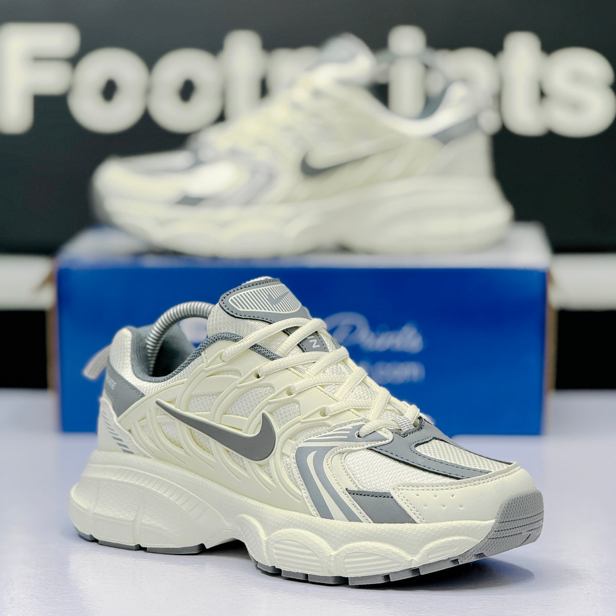 Model Code: 559 – Running Sneaker