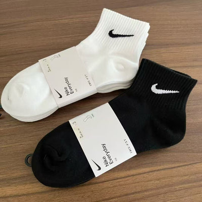 Nike Socks – 1 Pair