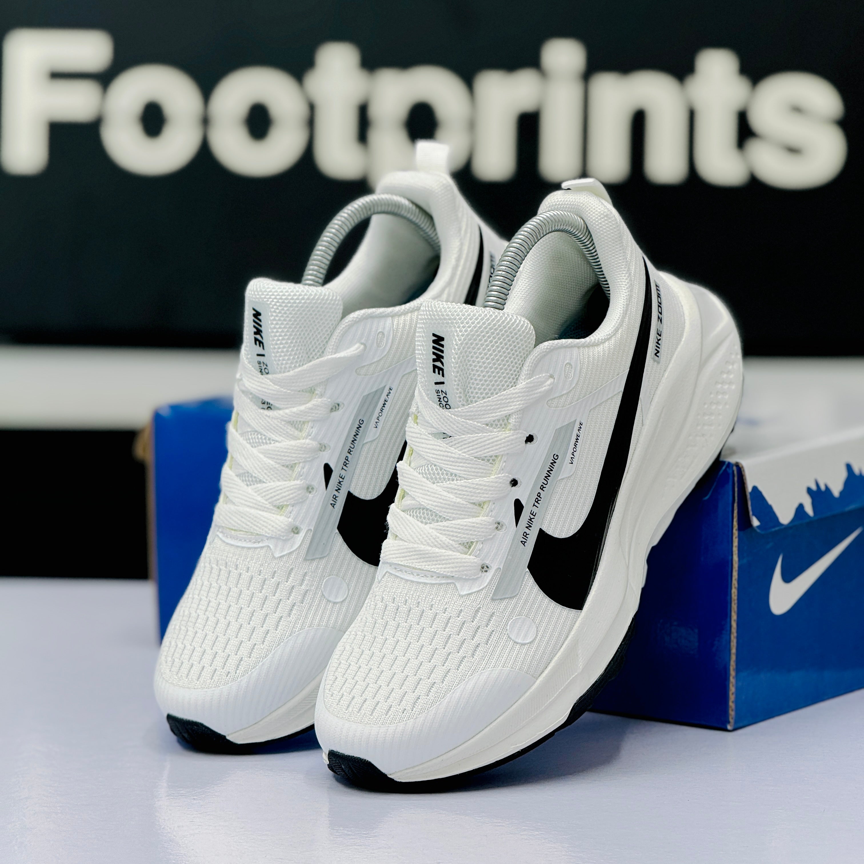 Model Code: 506 – Running Sneaker