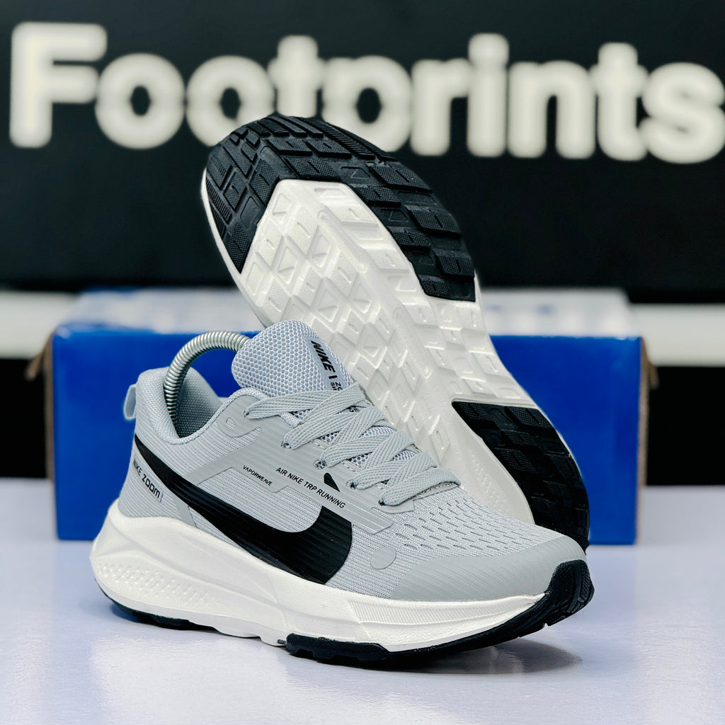 Model Code: 507 – Running Sneaker