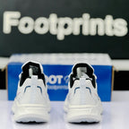Model Code: 542 – Running Sneaker