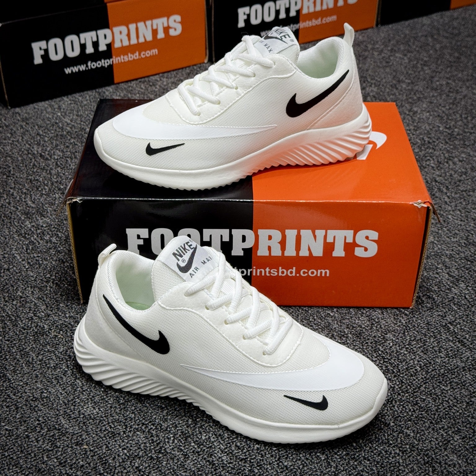 Model Code: 306 – Running Sneaker