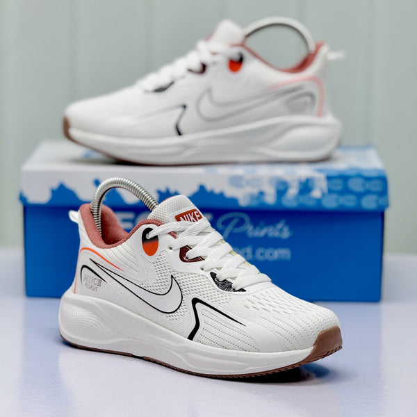 Model Code 501 – Running Sneaker