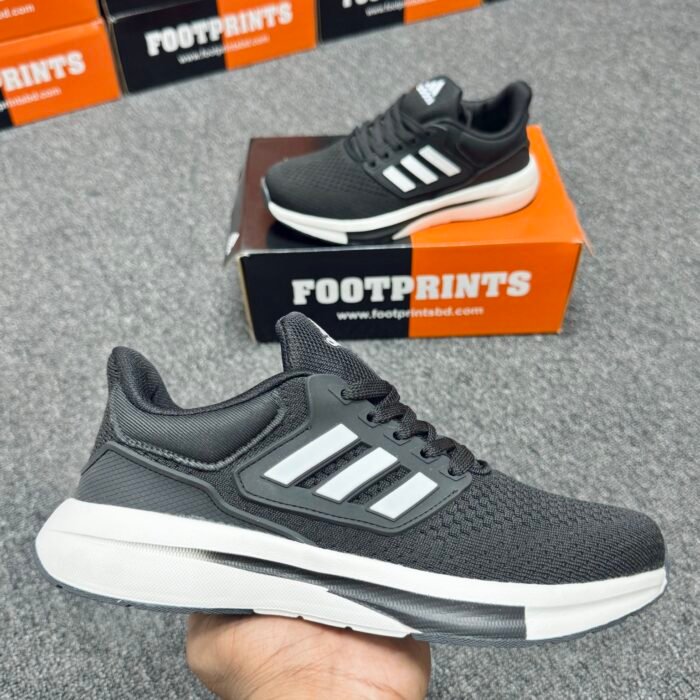 Model Code: 330 – Running Sneaker - Image 4