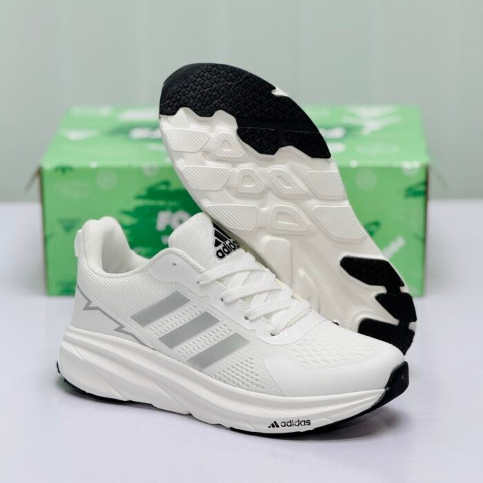 Model Code: 377 – Running Sneaker - Image 3