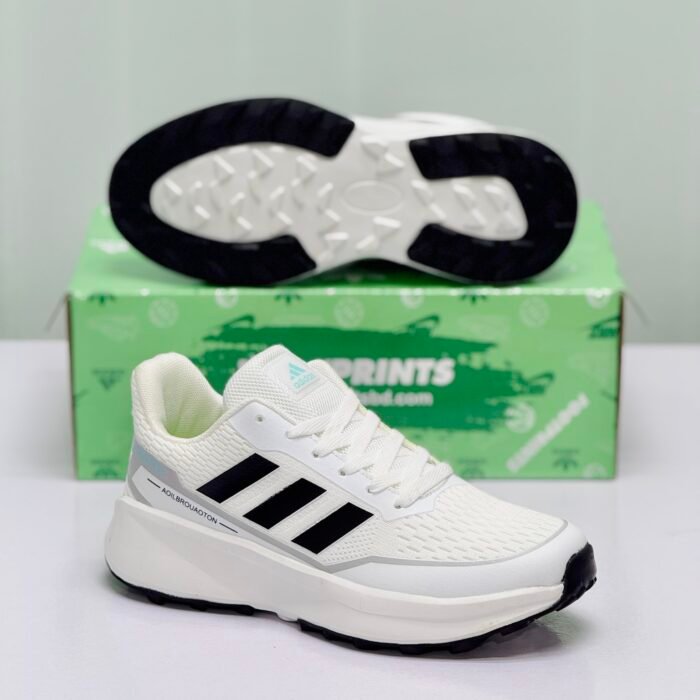 Model Code: 380 – Running Sneaker - Image 2