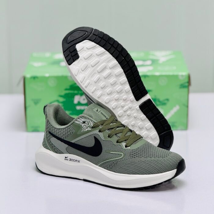 Model Code: 402 – Running Sneaker - Image 3